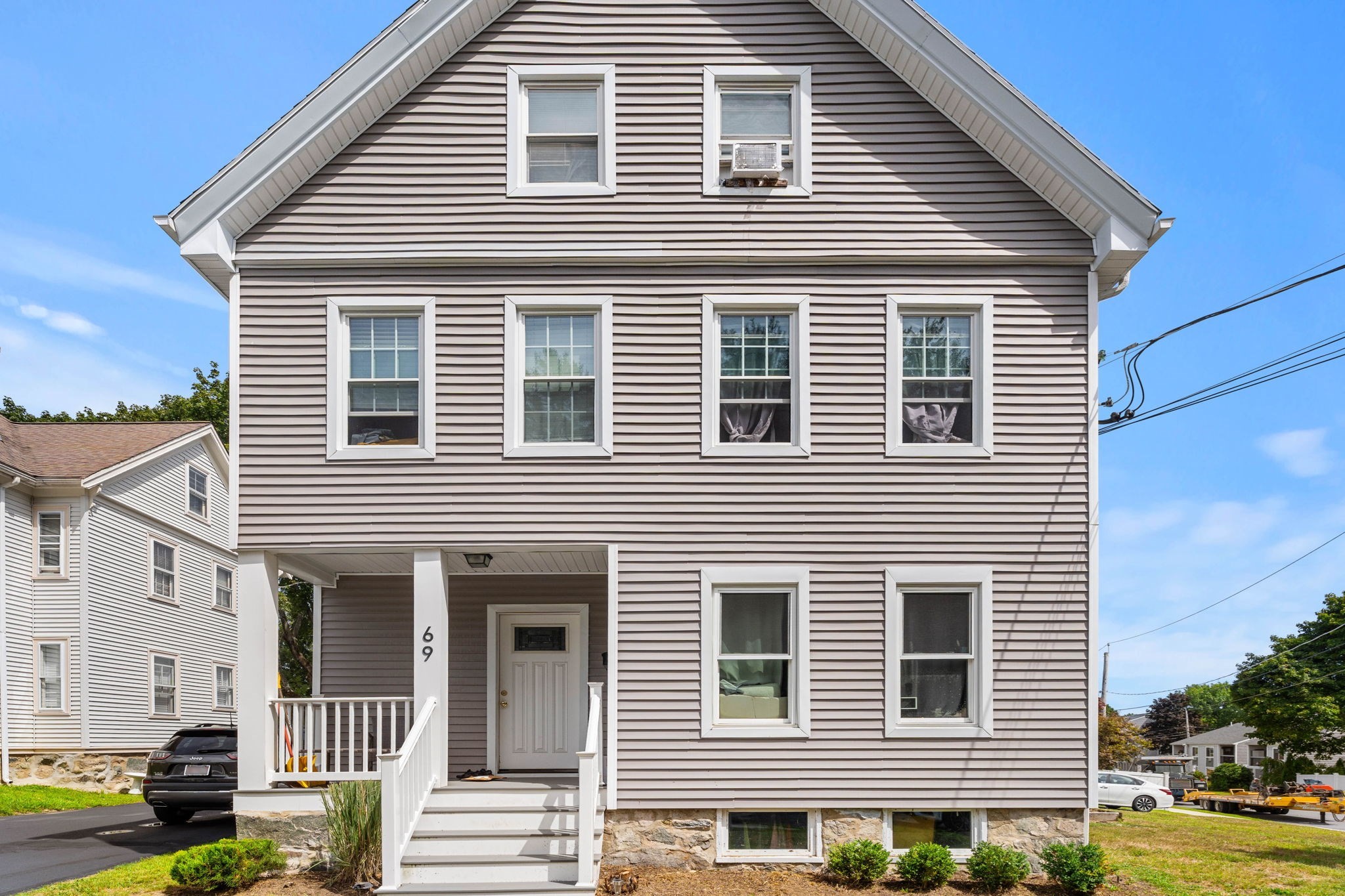 69 Prospect Ave, Norwood, MA 02062