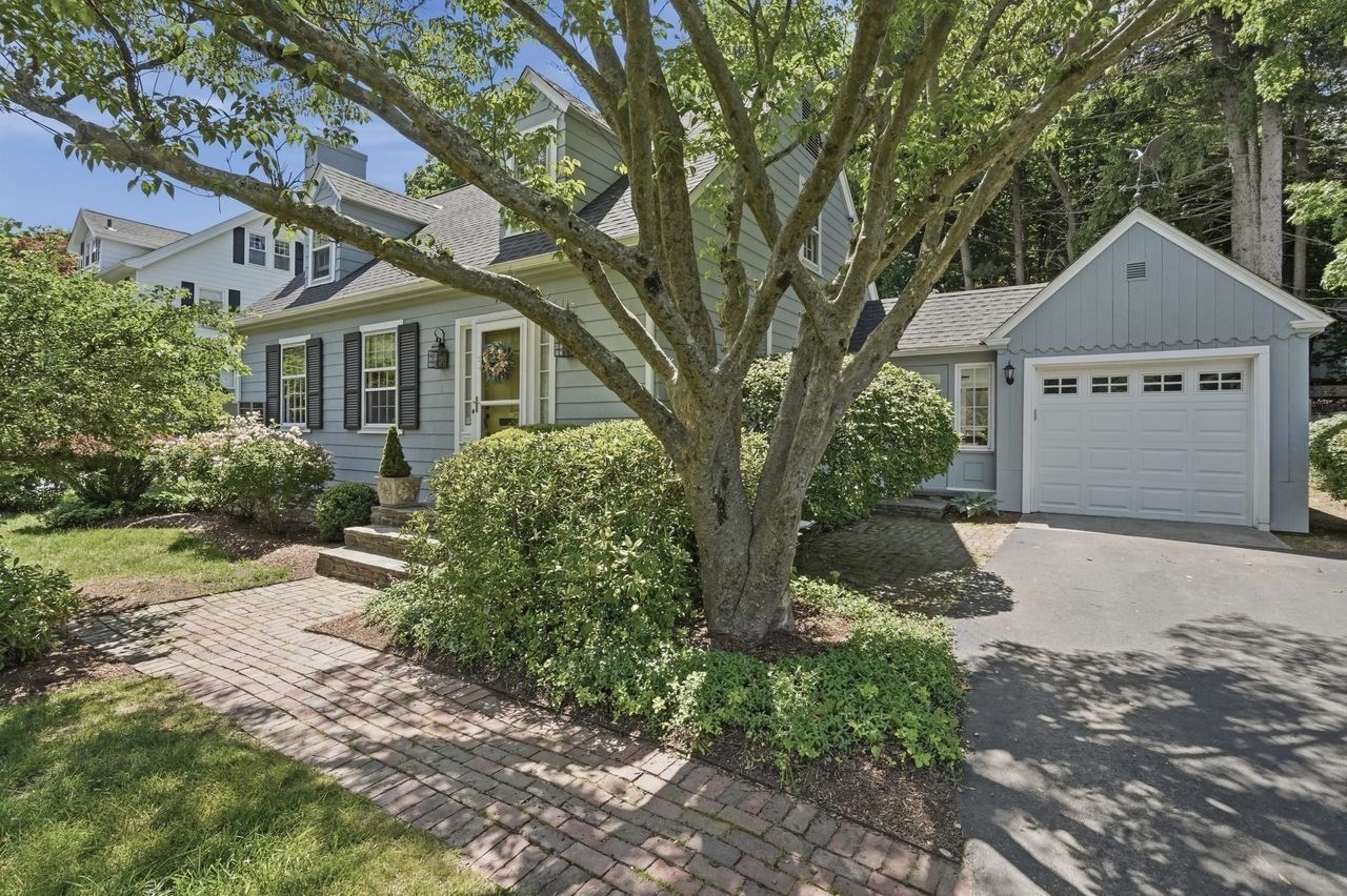 143 Richmond Avenue, Worcester, MA 01602