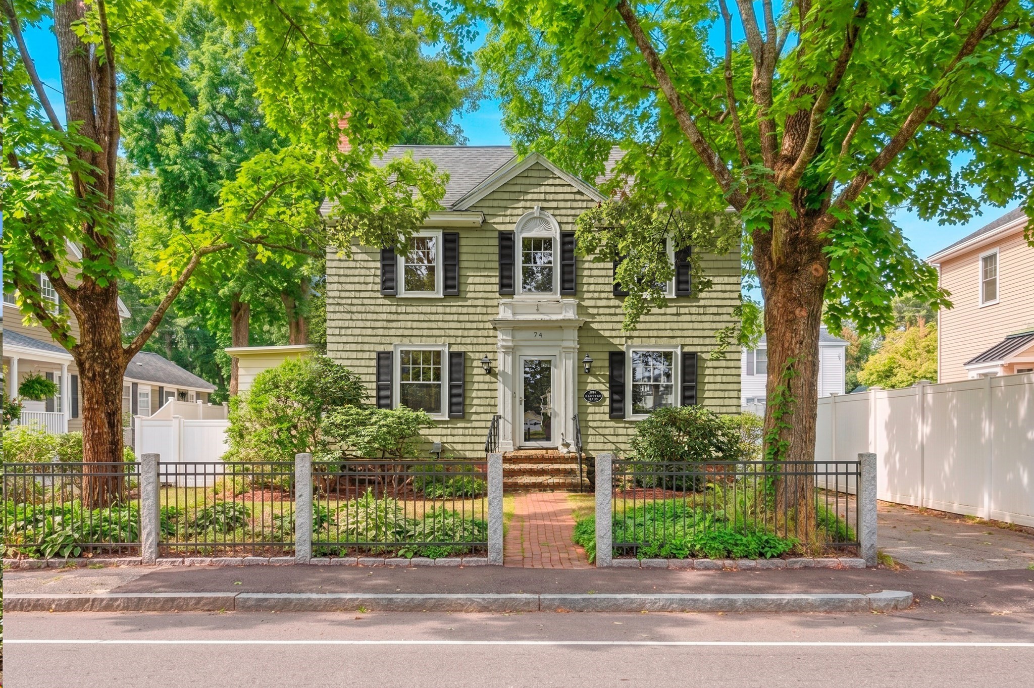 74 Chestnut St, Andover, MA 01810