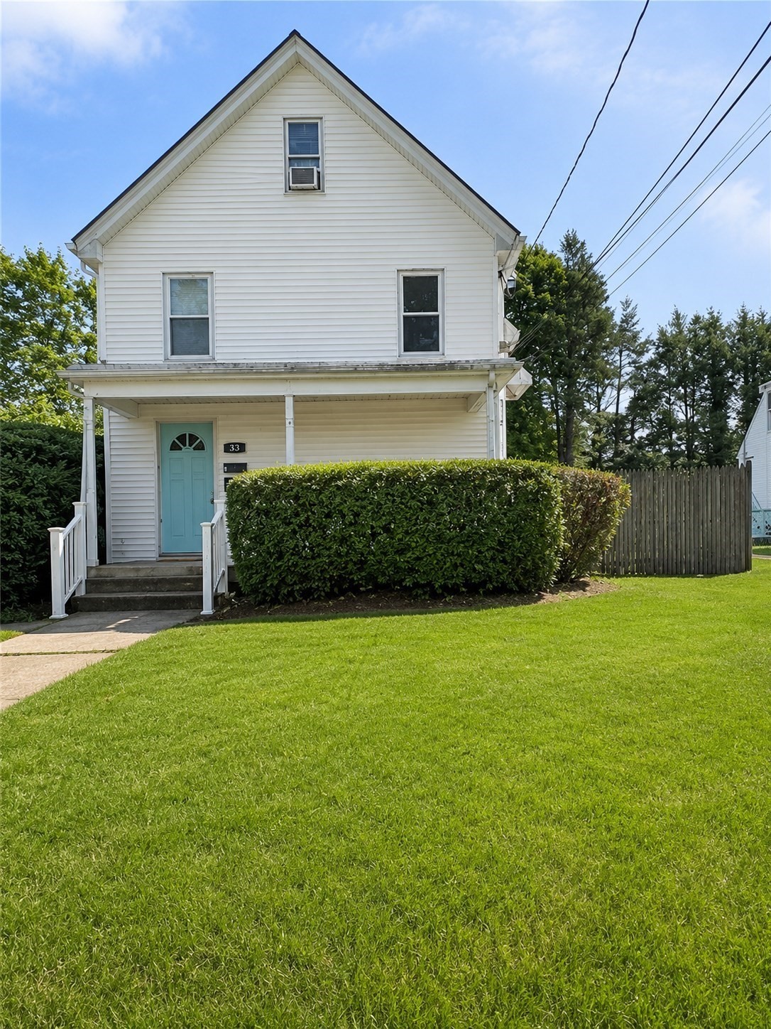 33 E Chestnut St, Sharon, MA 02067