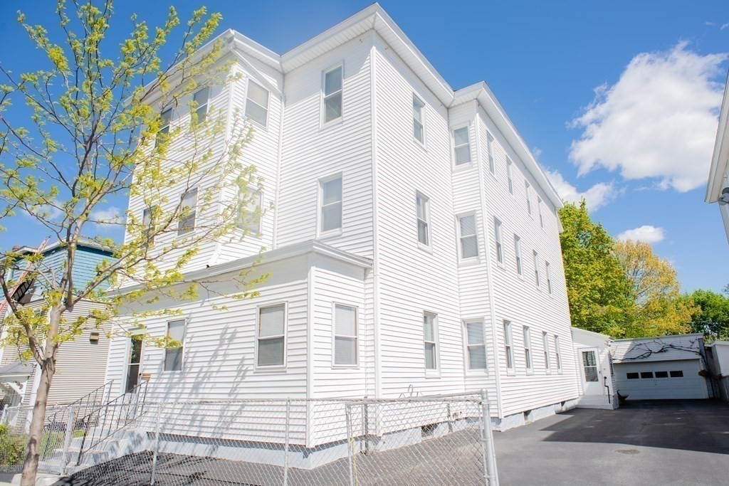 3 Aetna Street, Worcester, MA 01604