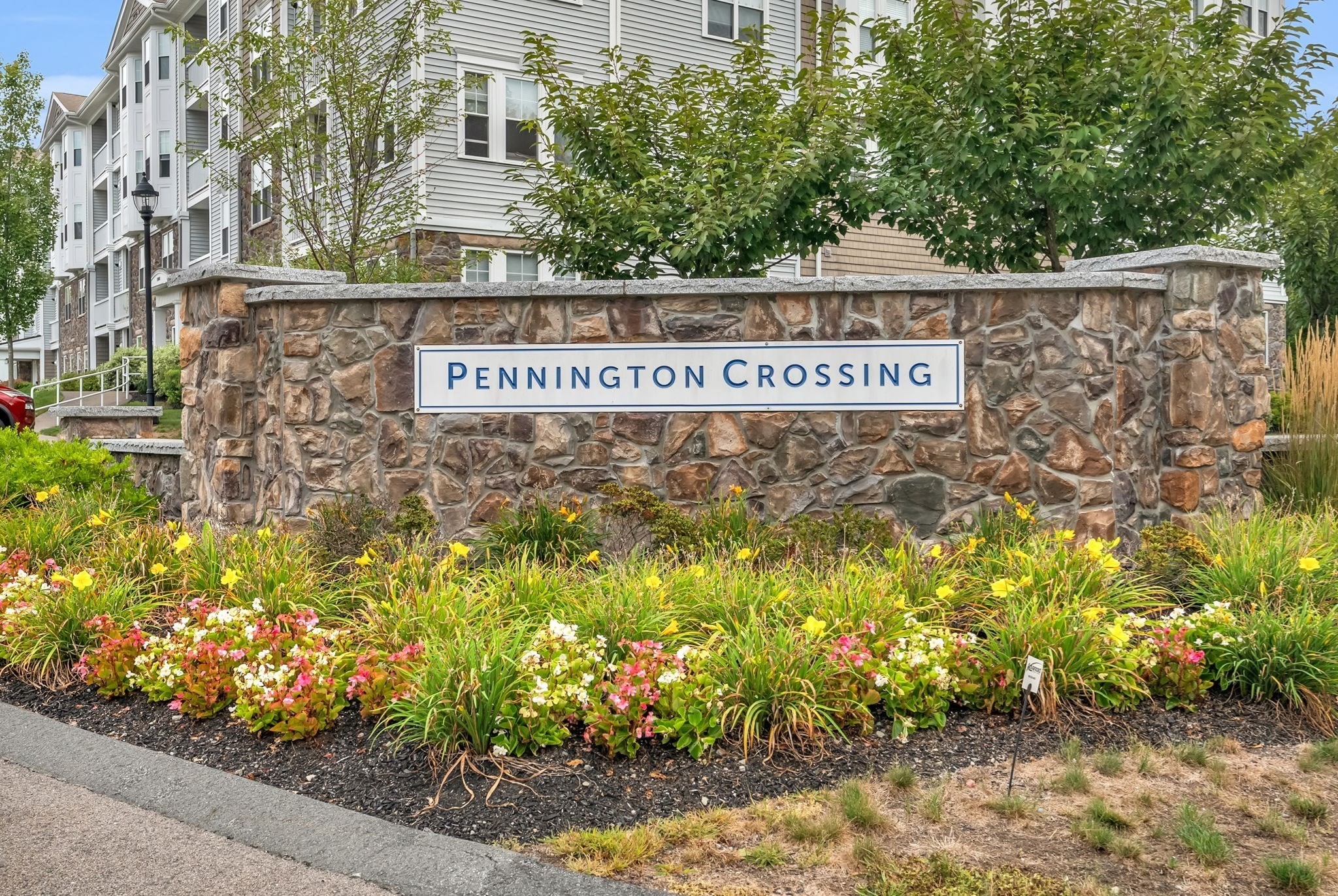 2404 Pennington Dr Unit 2404, Walpole, MA 02081