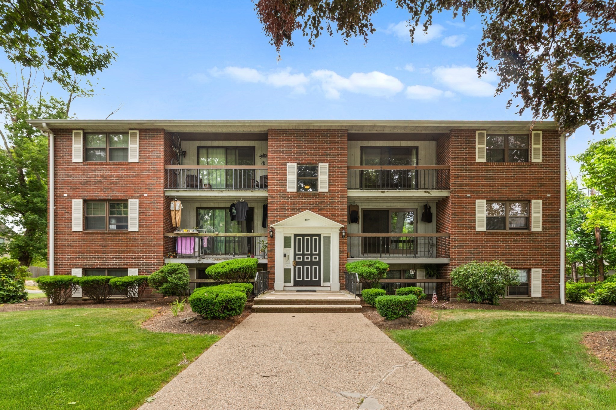 1 Centre St Unit 9, Canton, MA 02021