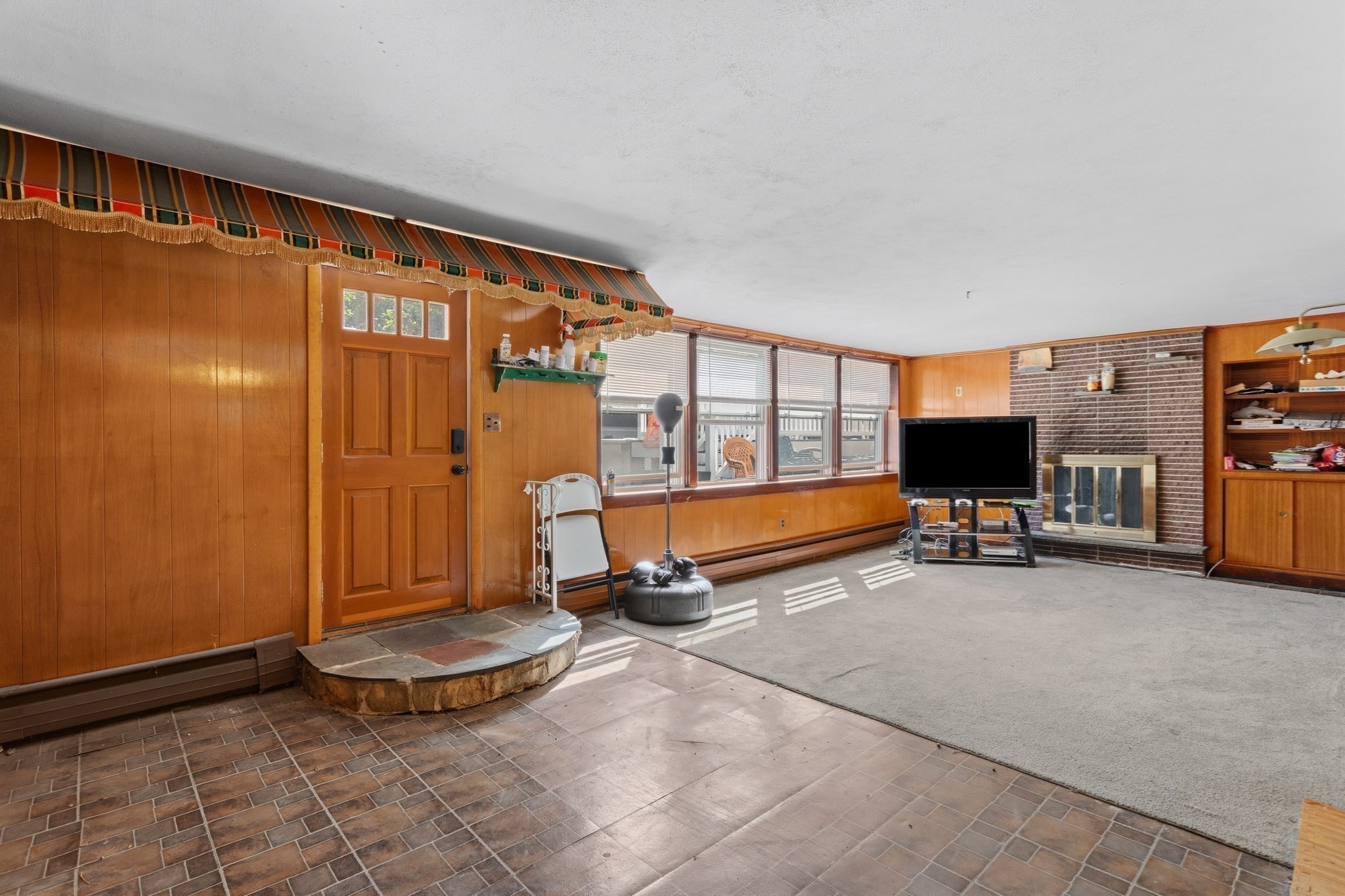 129 Pleasant Valley St, Methuen, MA 01844 - Image 24