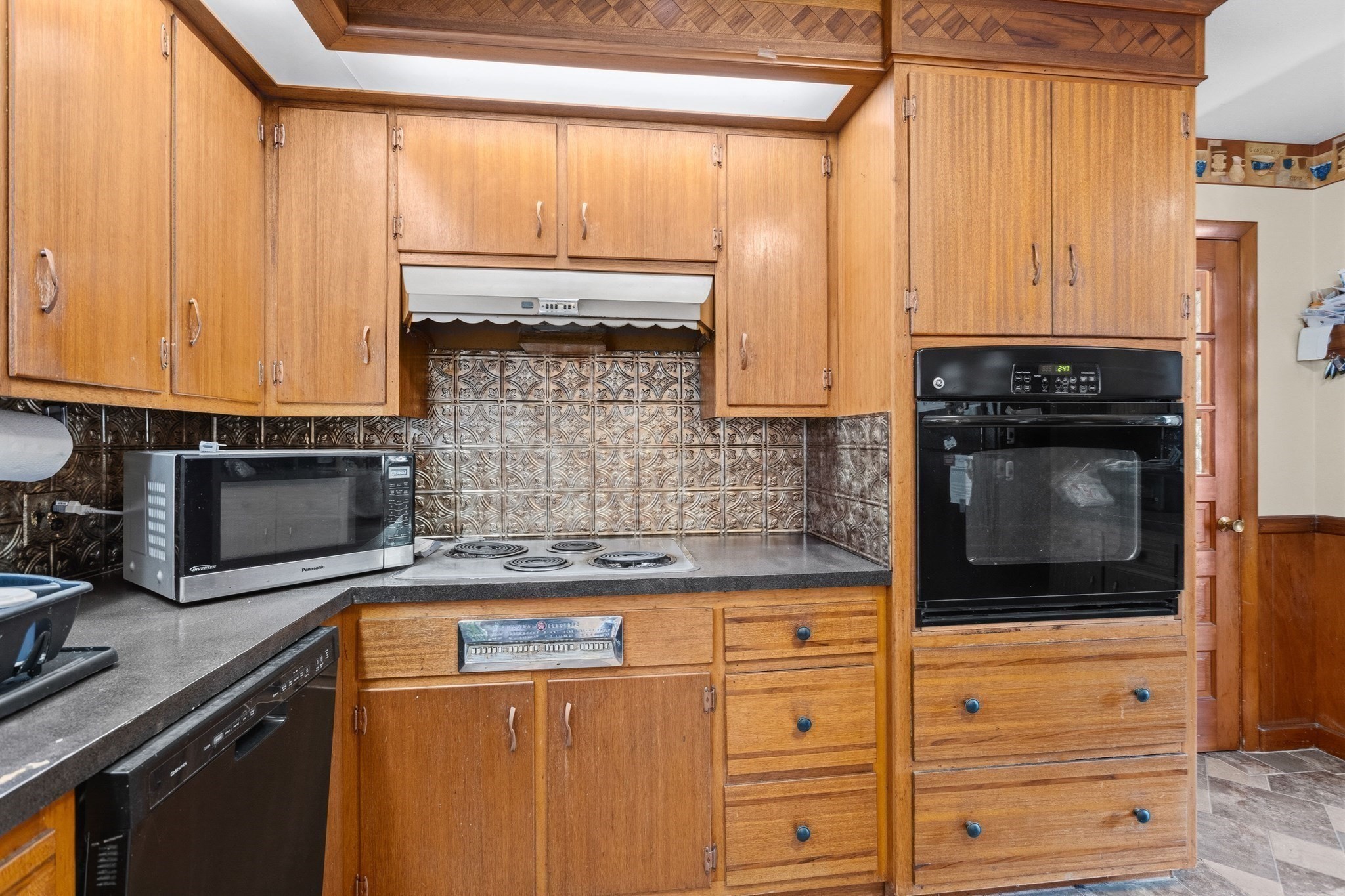 129 Pleasant Valley St, Methuen, MA 01844 - Image 7