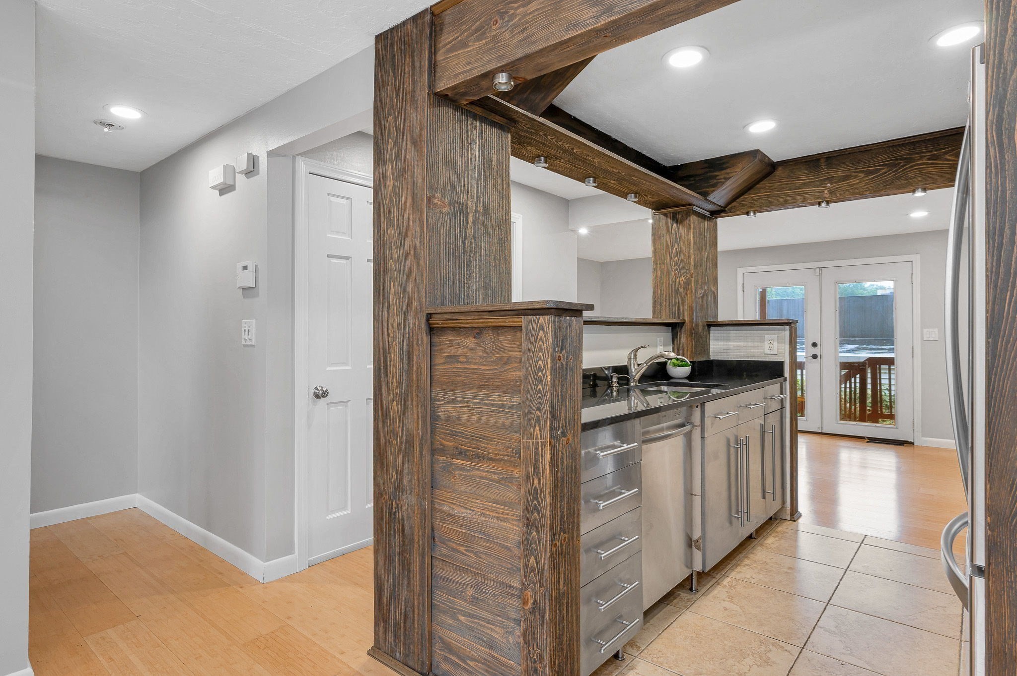1541 Middlesex St Unit 28, Lowell, MA 01851 - Image 8