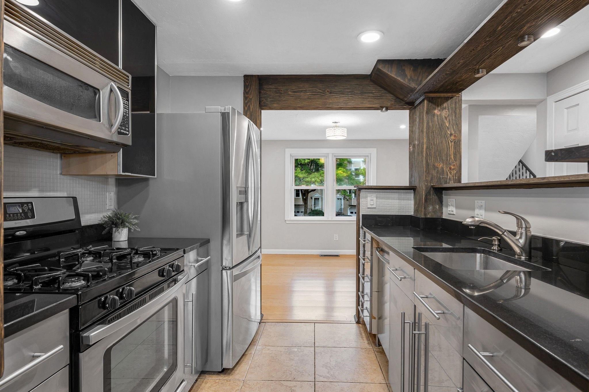 1541 Middlesex St Unit 28, Lowell, MA 01851 - Image 9