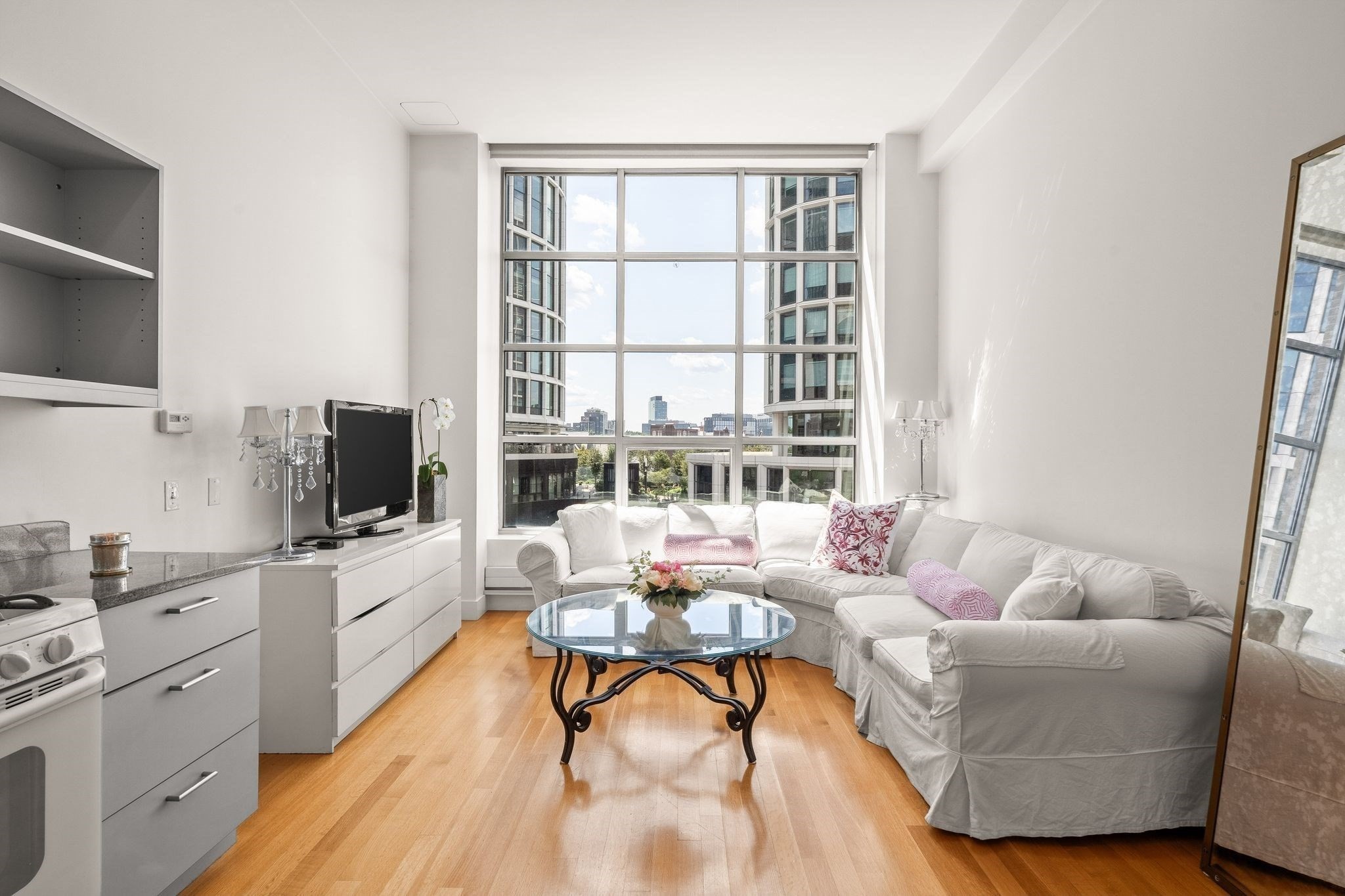360 Newbury St Unit 402, Back Bay, Boston, MA 02115