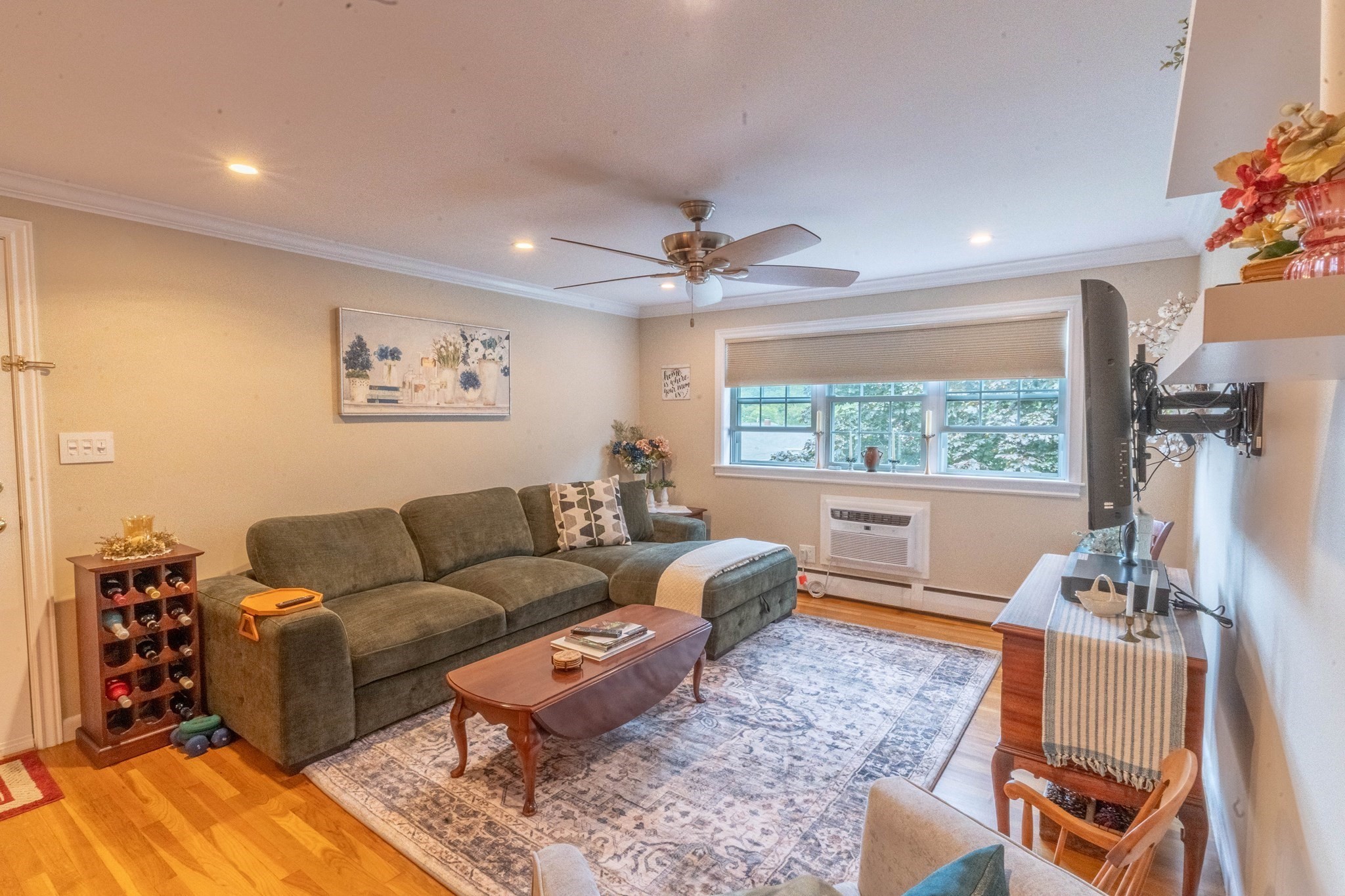 4 Nixon Ln Unit 5, Stoneham, MA 02180 - Image 2