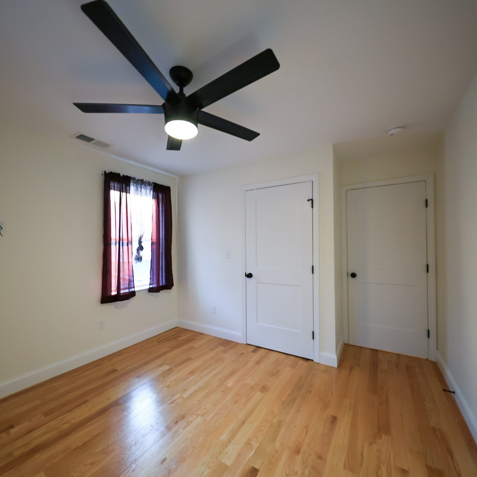 173 Westford St, Lowell, MA 01851 - Image 25