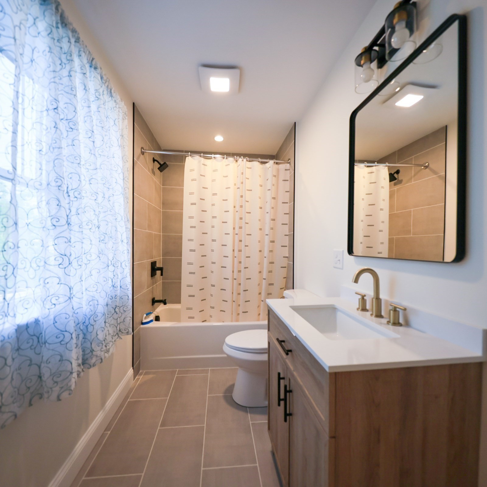 173 Westford St, Lowell, MA 01851 - Image 28