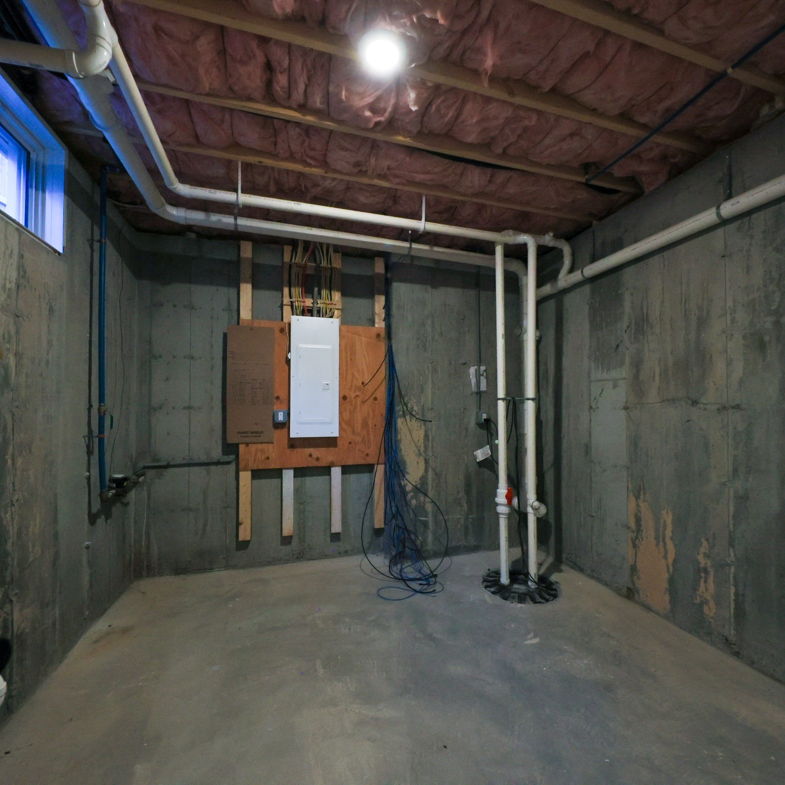 173 Westford St, Lowell, MA 01851 - Image 38