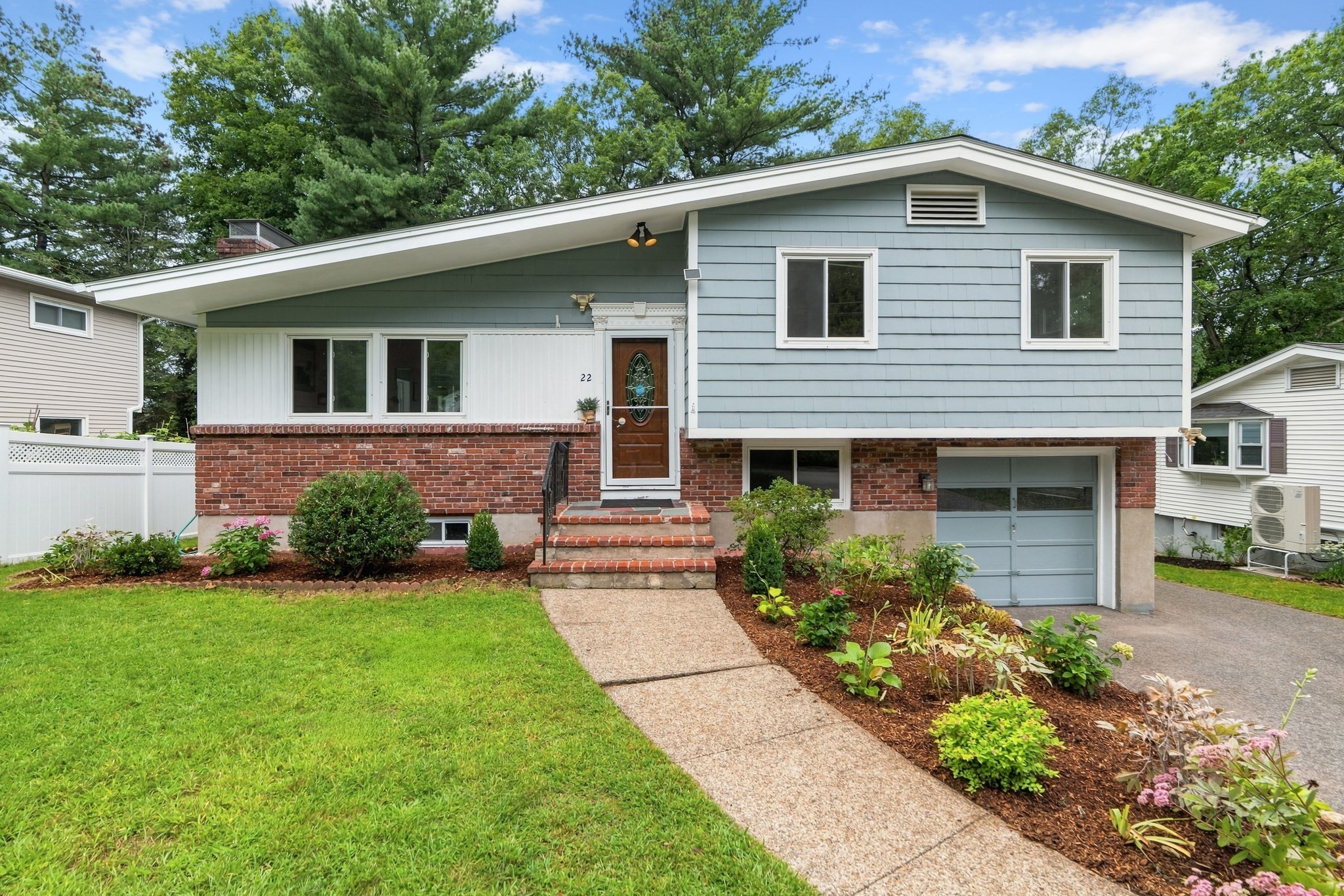22 Harbell St, Lexington, MA 02421