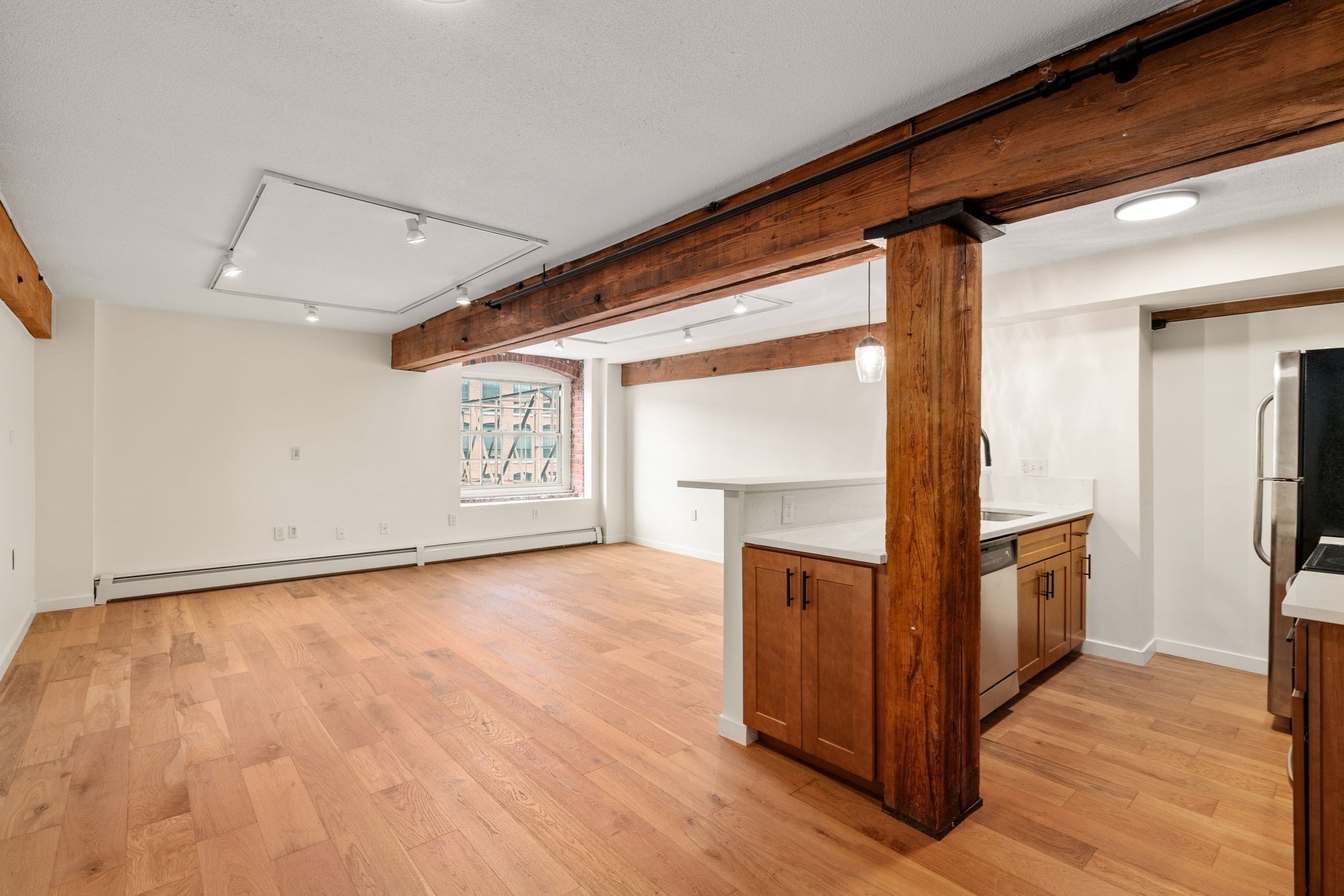 240 Jackson St Unit 308, Lowell, MA 01852