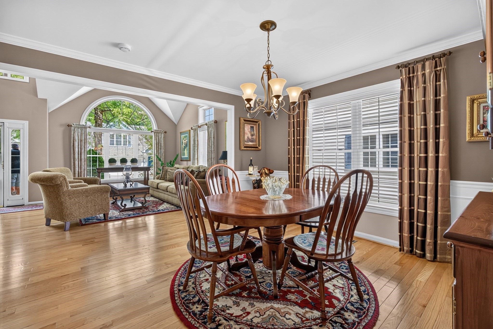 55 Windemere Circle Unit 16, Tyngsborough, MA 01879