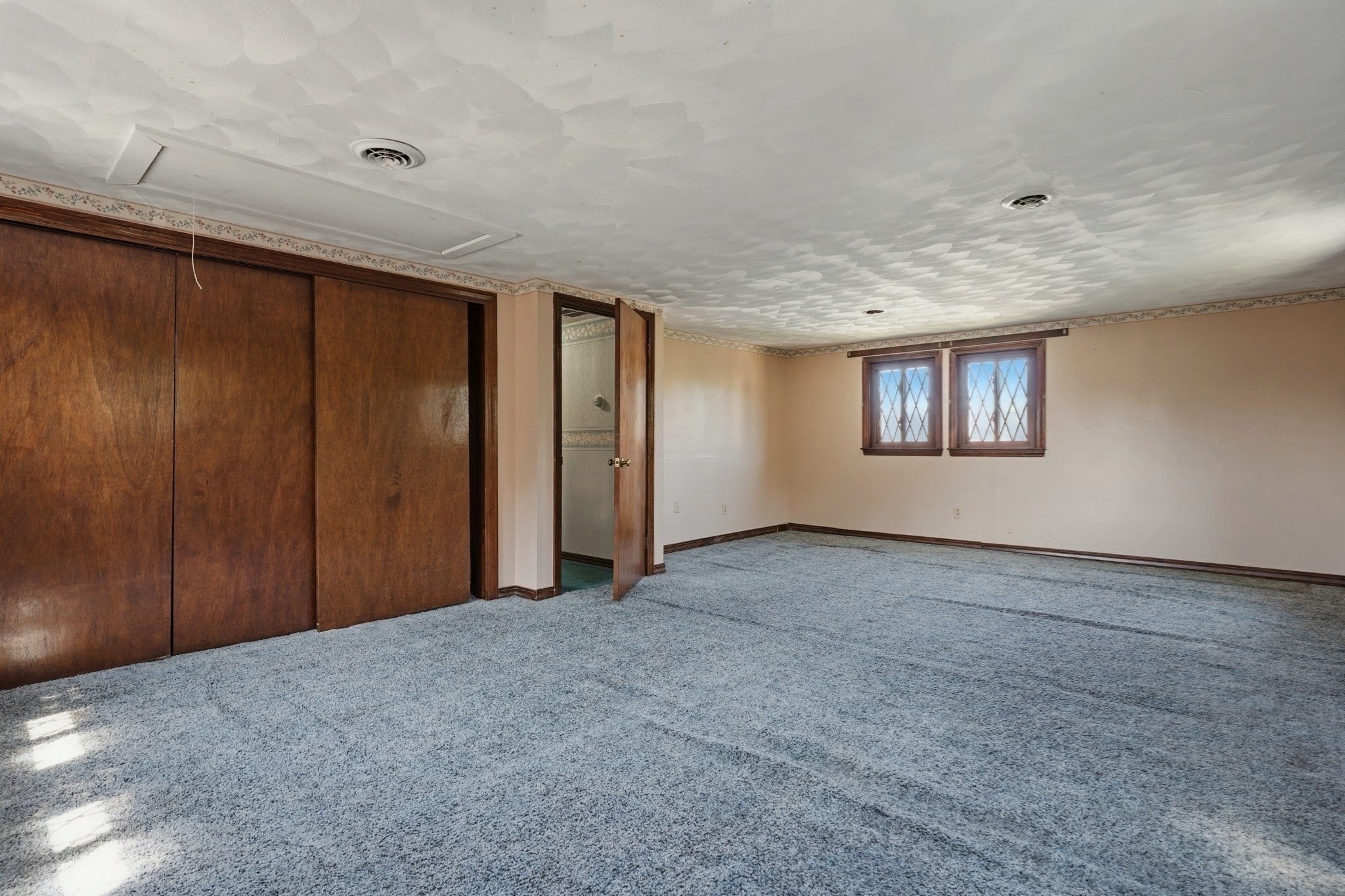 21 Webster St, Dartmouth, MA 02748 - Image 28