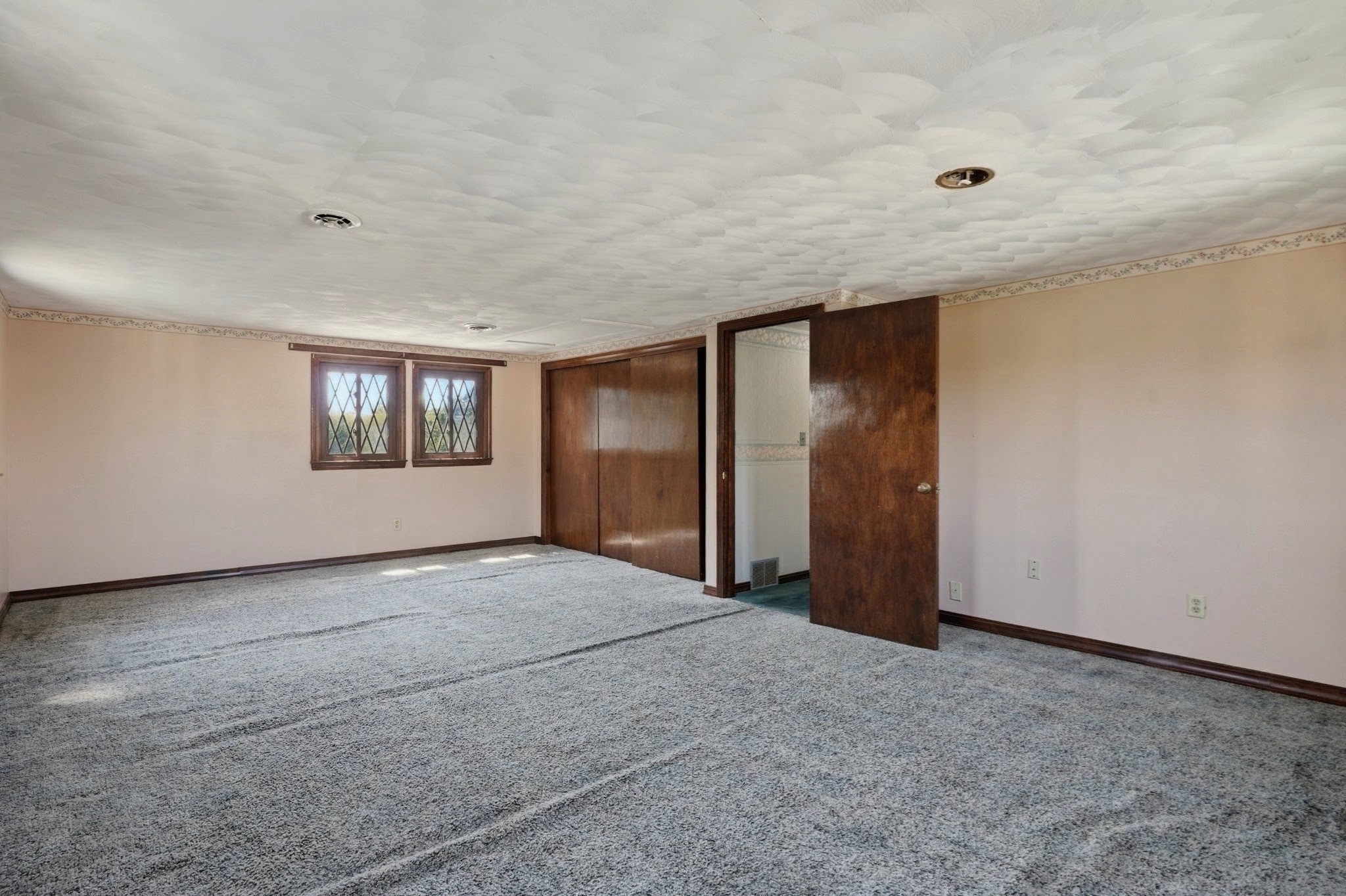 21 Webster St, Dartmouth, MA 02748 - Image 29