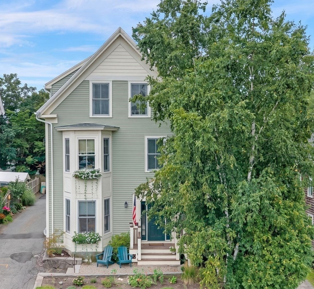 26 Village Street Unit Unit 3, Marblehead, MA 01945