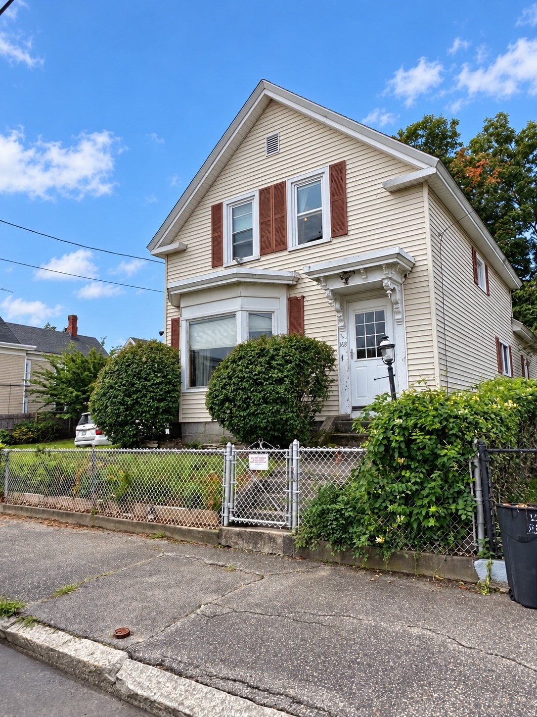 168 Howard St, Lawrence, MA 01841