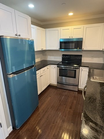 10 Crowninshield Street Unit 306, Peabody, MA 01960