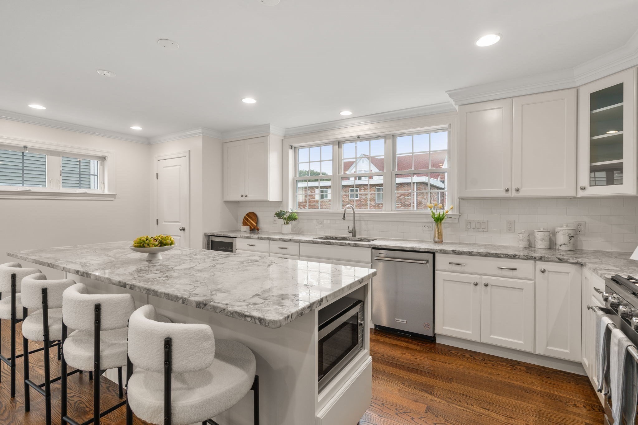 10 Gale St Unit 1, Waltham, MA 02453 - Image 24