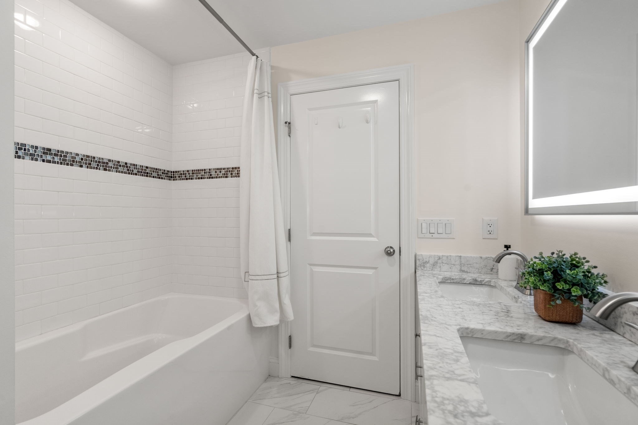 10 Gale St Unit 1, Waltham, MA 02453 - Image 28