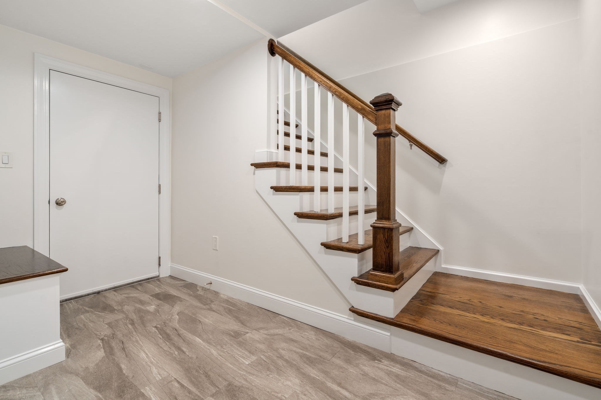 10 Gale St Unit 1, Waltham, MA 02453 - Image 39
