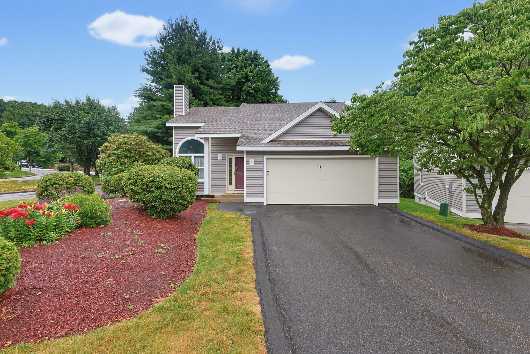11 Weatherstone Dr Unit 11, Worcester, MA 01604