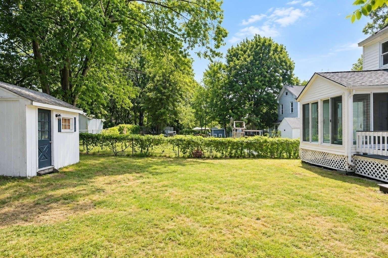 117 Lexington Ave, Lowell, MA 01854 - Image 28