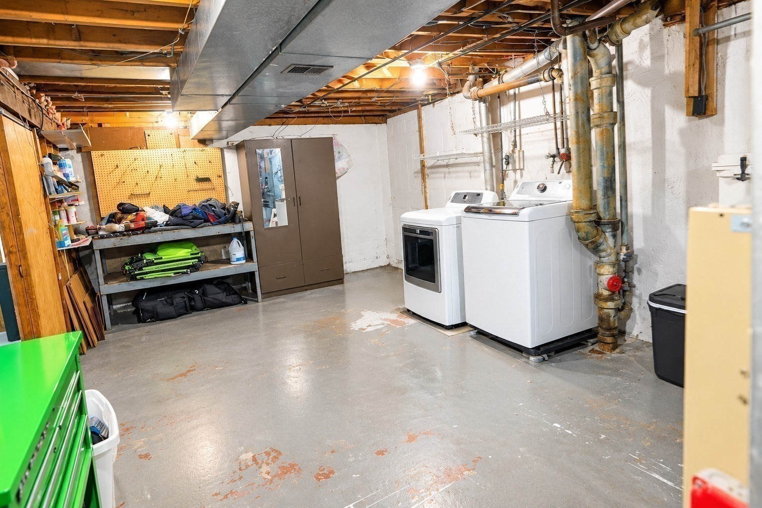 117 Lexington Ave, Lowell, MA 01854 - Image 32