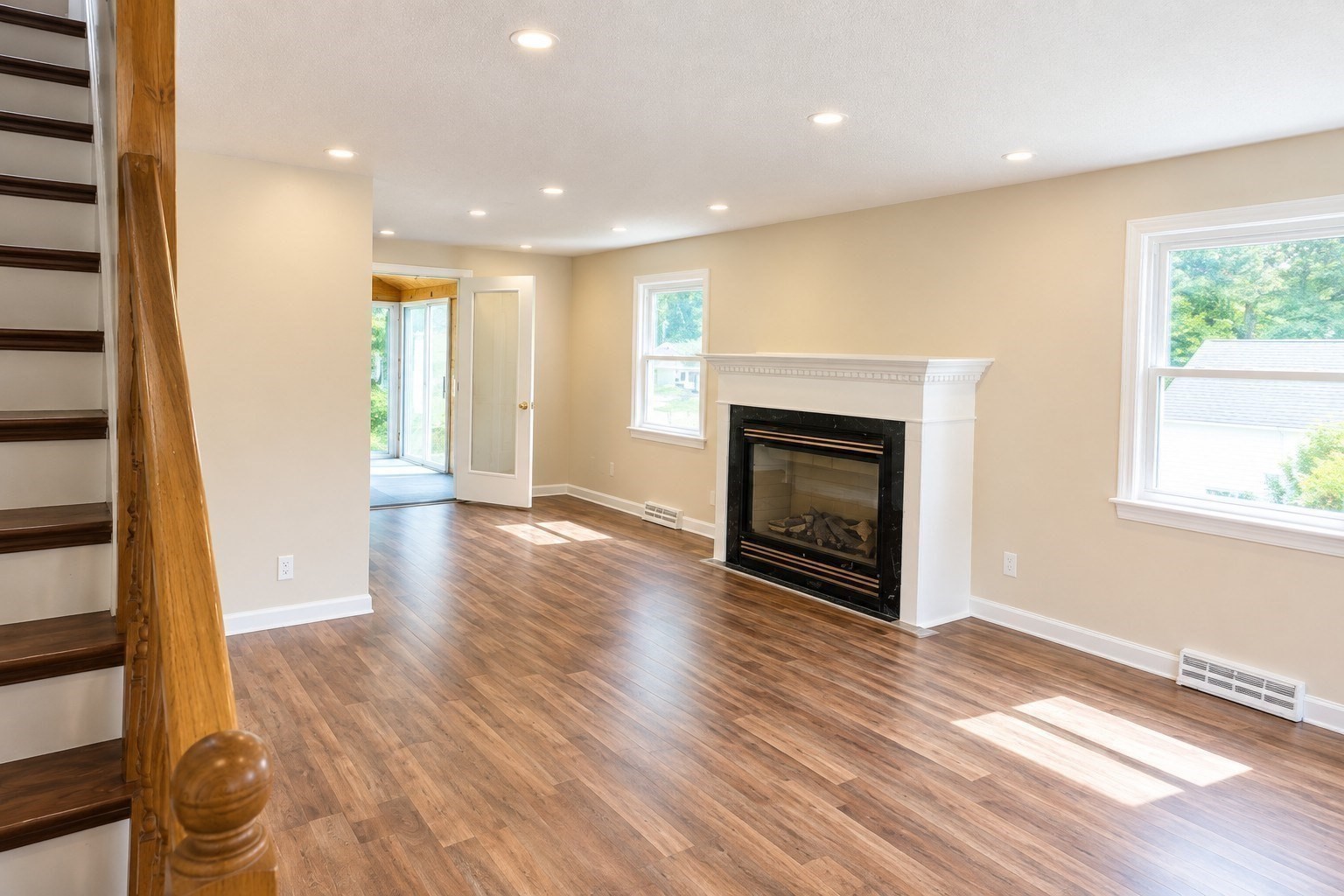 117 Lexington Ave, Lowell, MA 01854 - Image 10