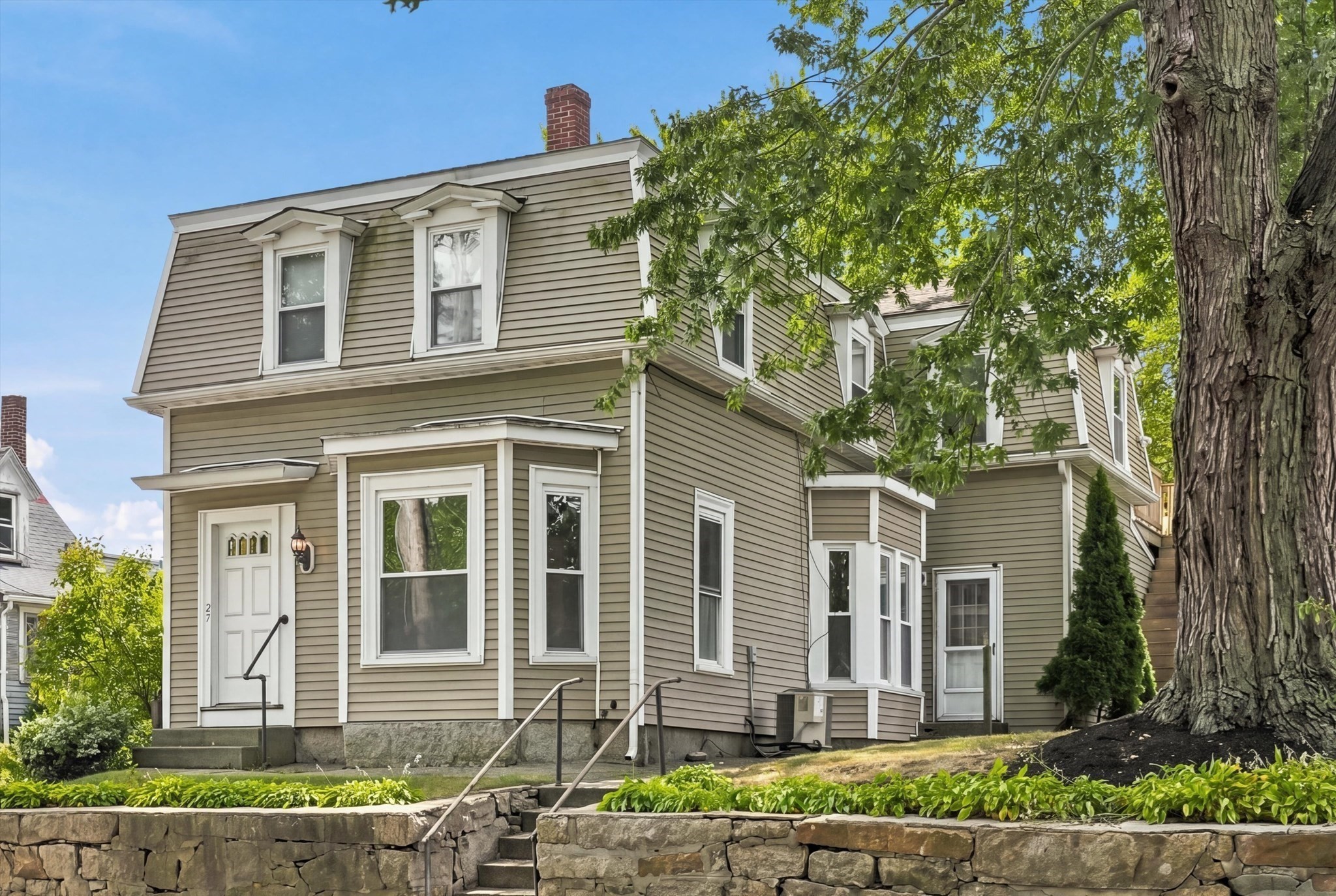 27 High Street, Weymouth, MA 02189