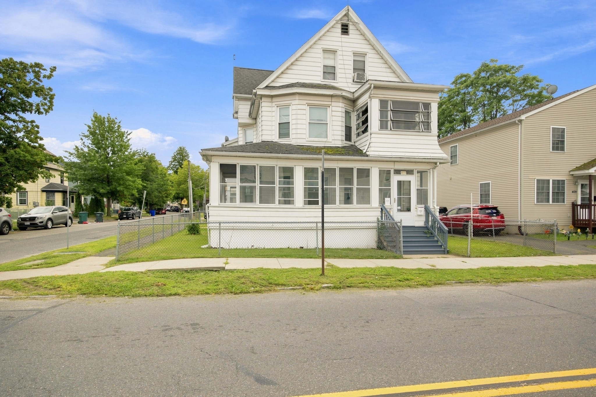 415 Orange St, Springfield, MA 01108