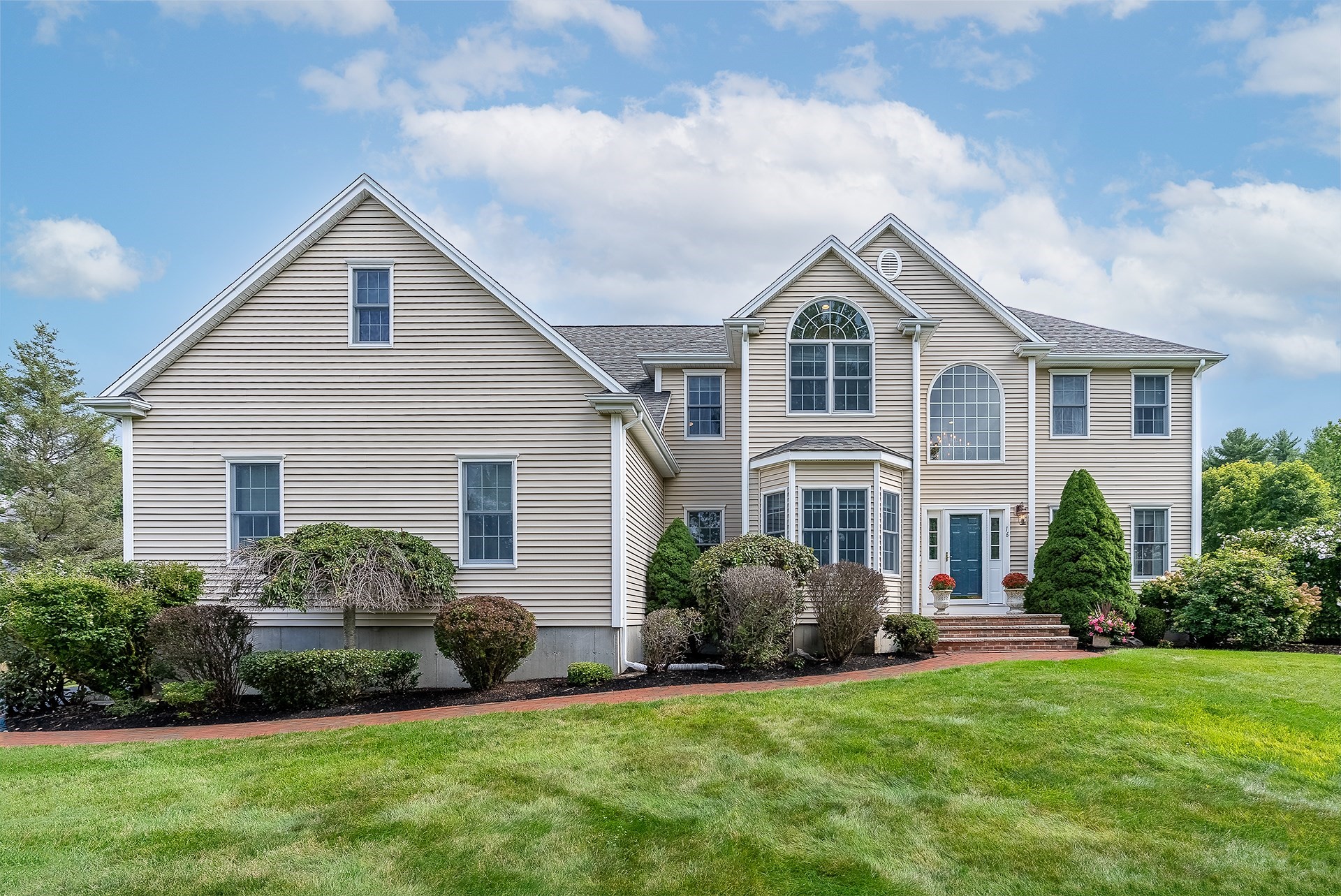 16 Ridgeview Lane, Mansfield, MA 02048