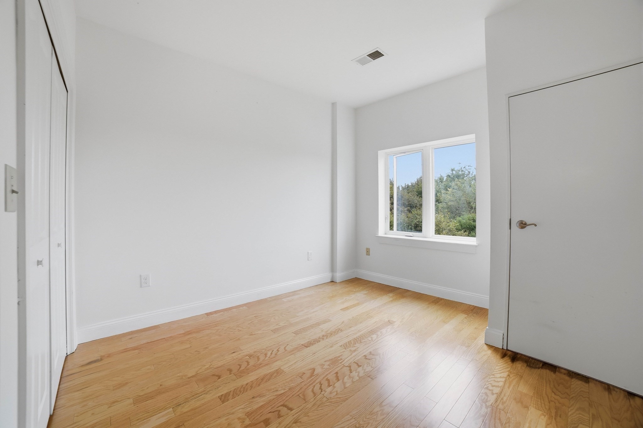 527 Pawtucket Blvd Unit 608, Lowell, MA 01854 - Image 12
