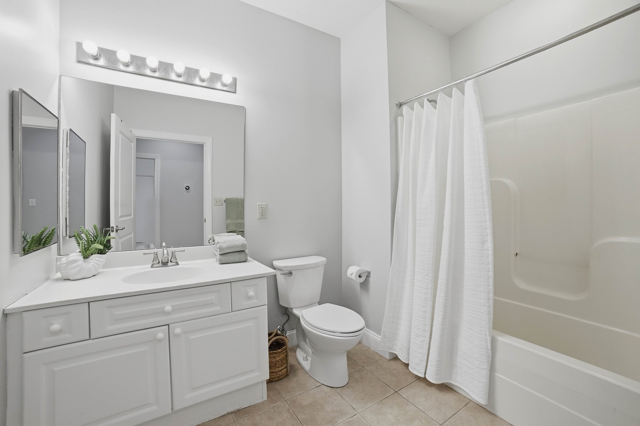 527 Pawtucket Blvd Unit 608, Lowell, MA 01854 - Image 13