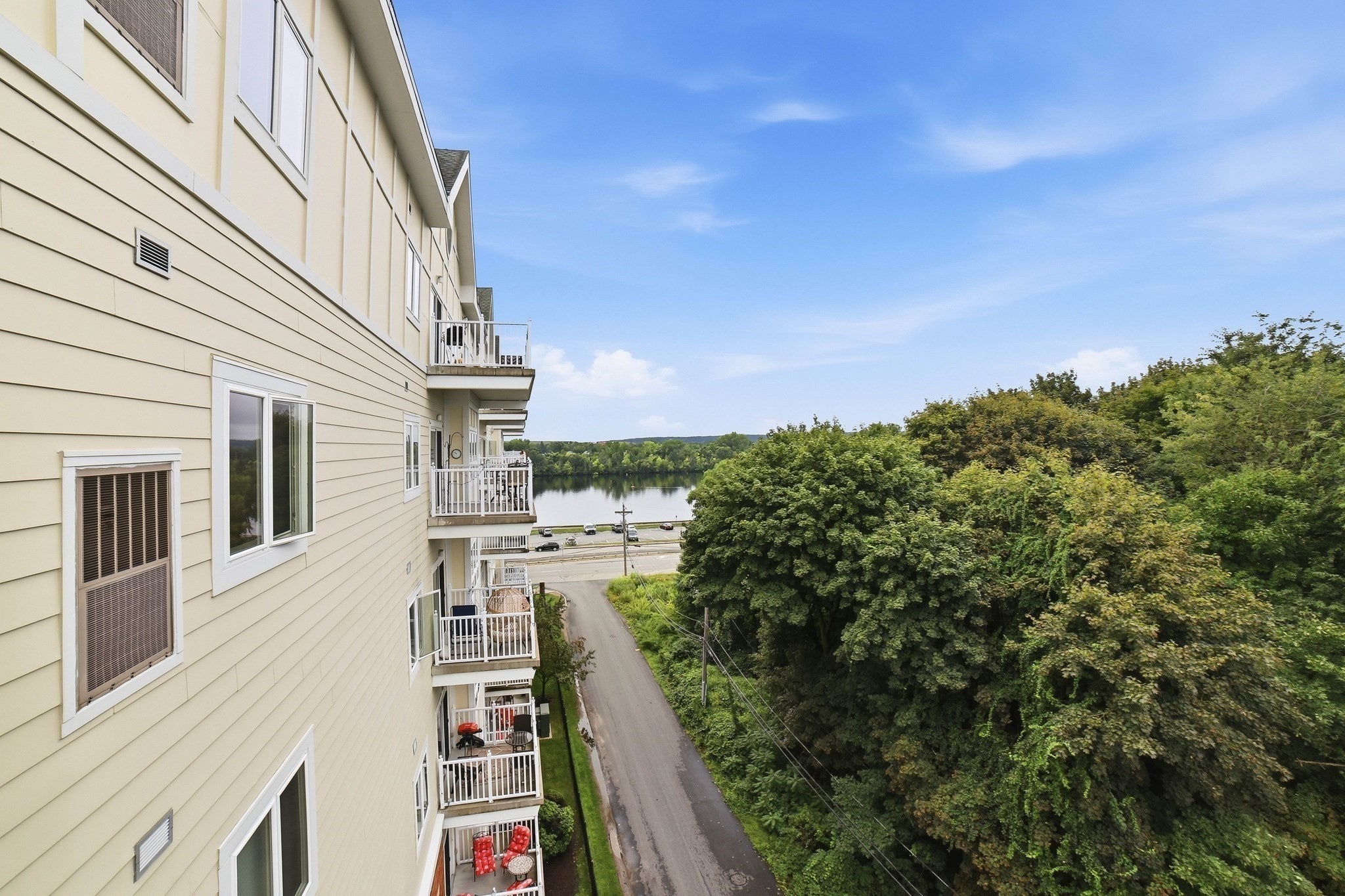 527 Pawtucket Blvd Unit 608, Lowell, MA 01854 - Image 19