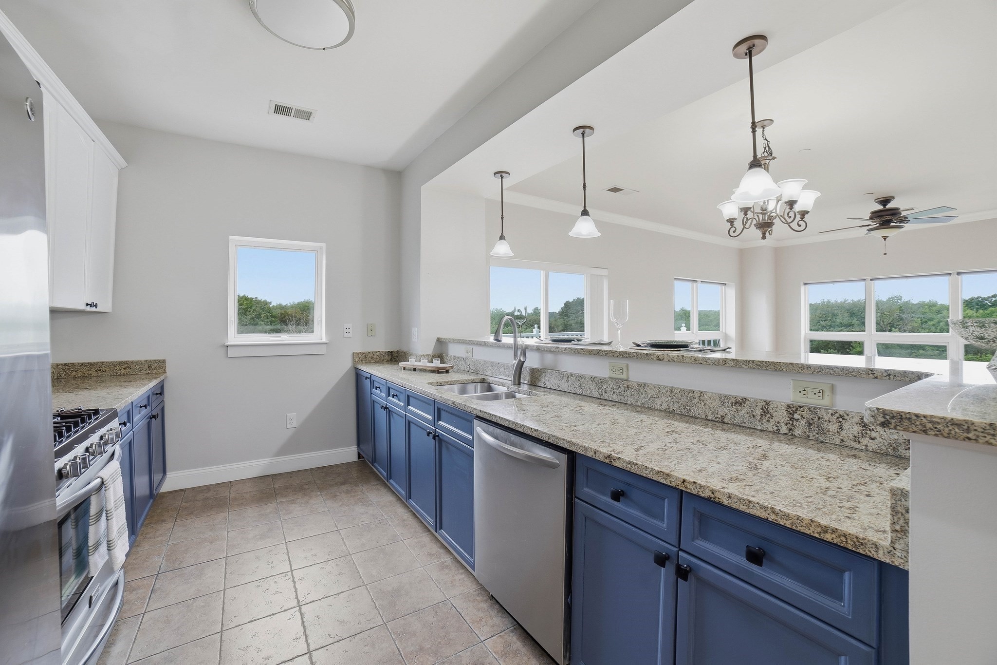 527 Pawtucket Blvd Unit 608, Lowell, MA 01854 - Image 3