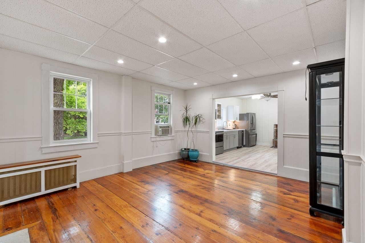 727 Andover, Lowell, MA 01852 - Image 12