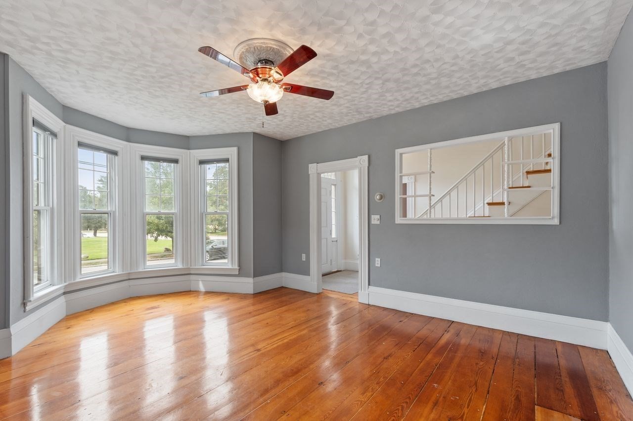727 Andover, Lowell, MA 01852 - Image 13