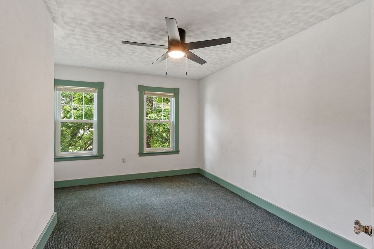 727 Andover, Lowell, MA 01852 - Image 24