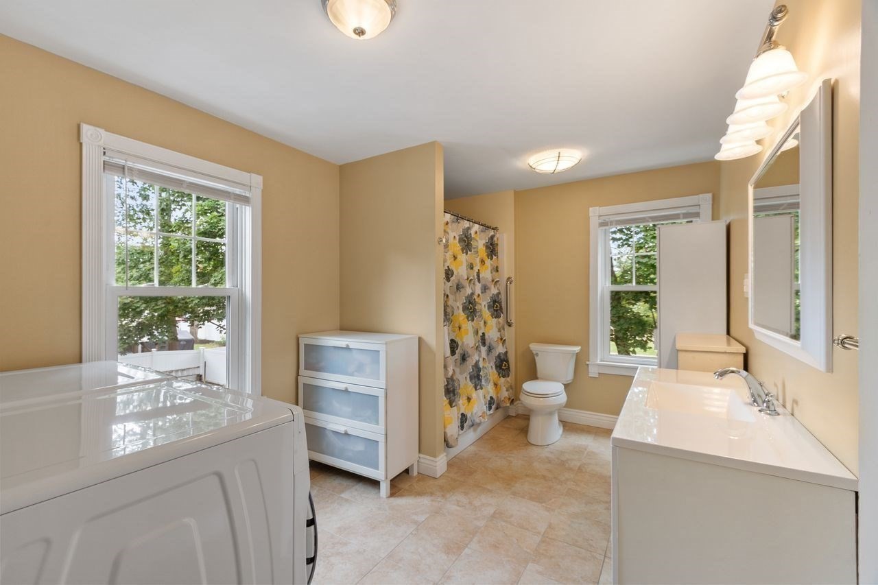 727 Andover, Lowell, MA 01852 - Image 27