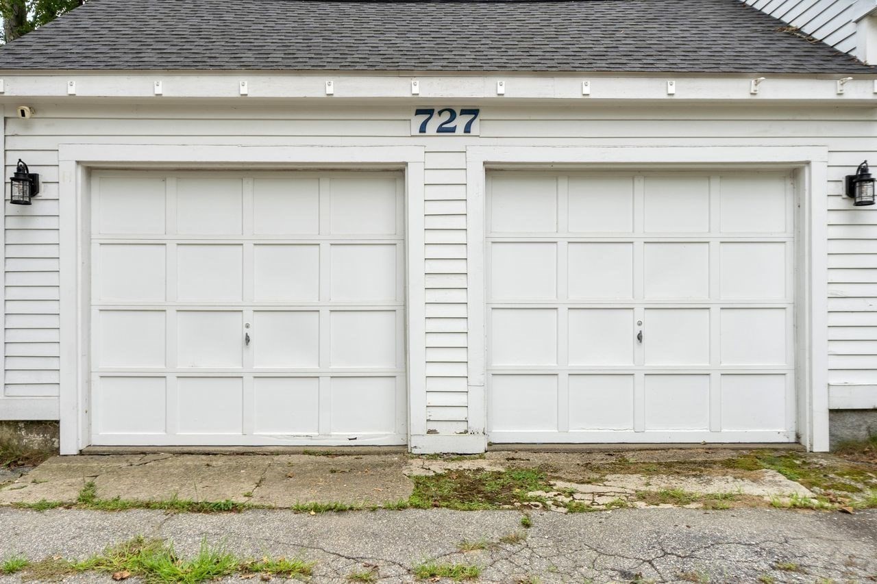 727 Andover, Lowell, MA 01852 - Image 31