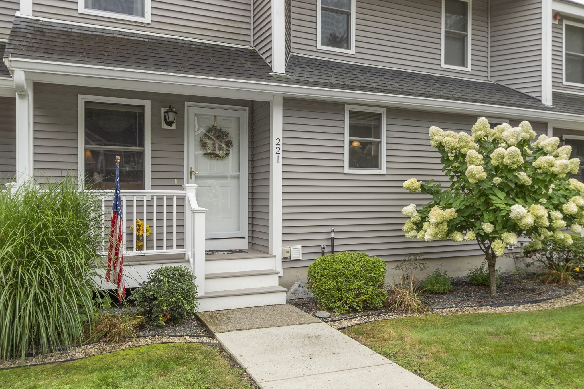 221 Bayberry Hill Ln Unit 221, Leominster, MA 01453