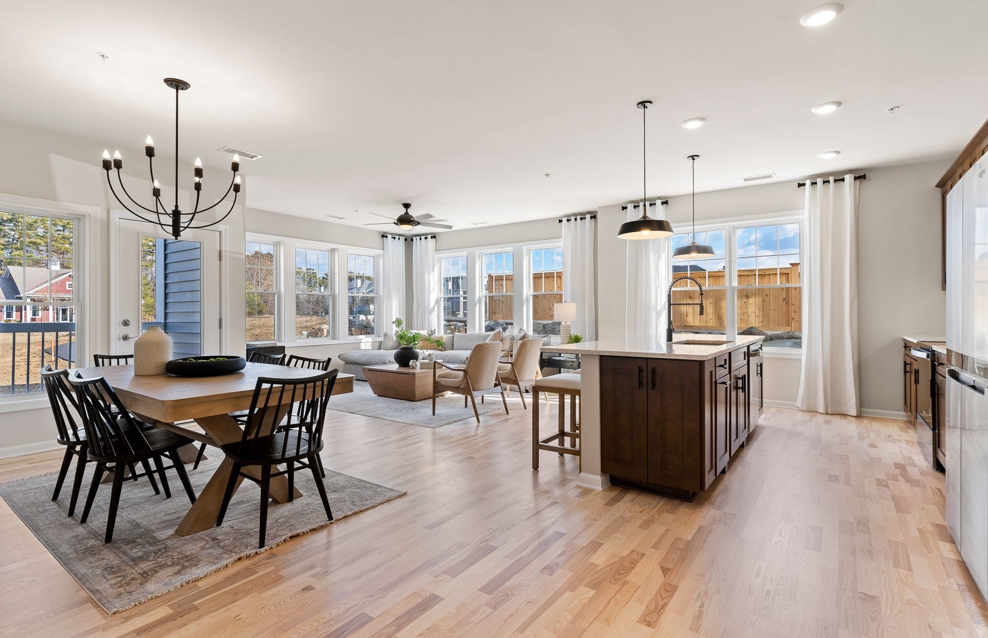 8 Peters Farm Way Unit 113, Westborough, MA 01581
