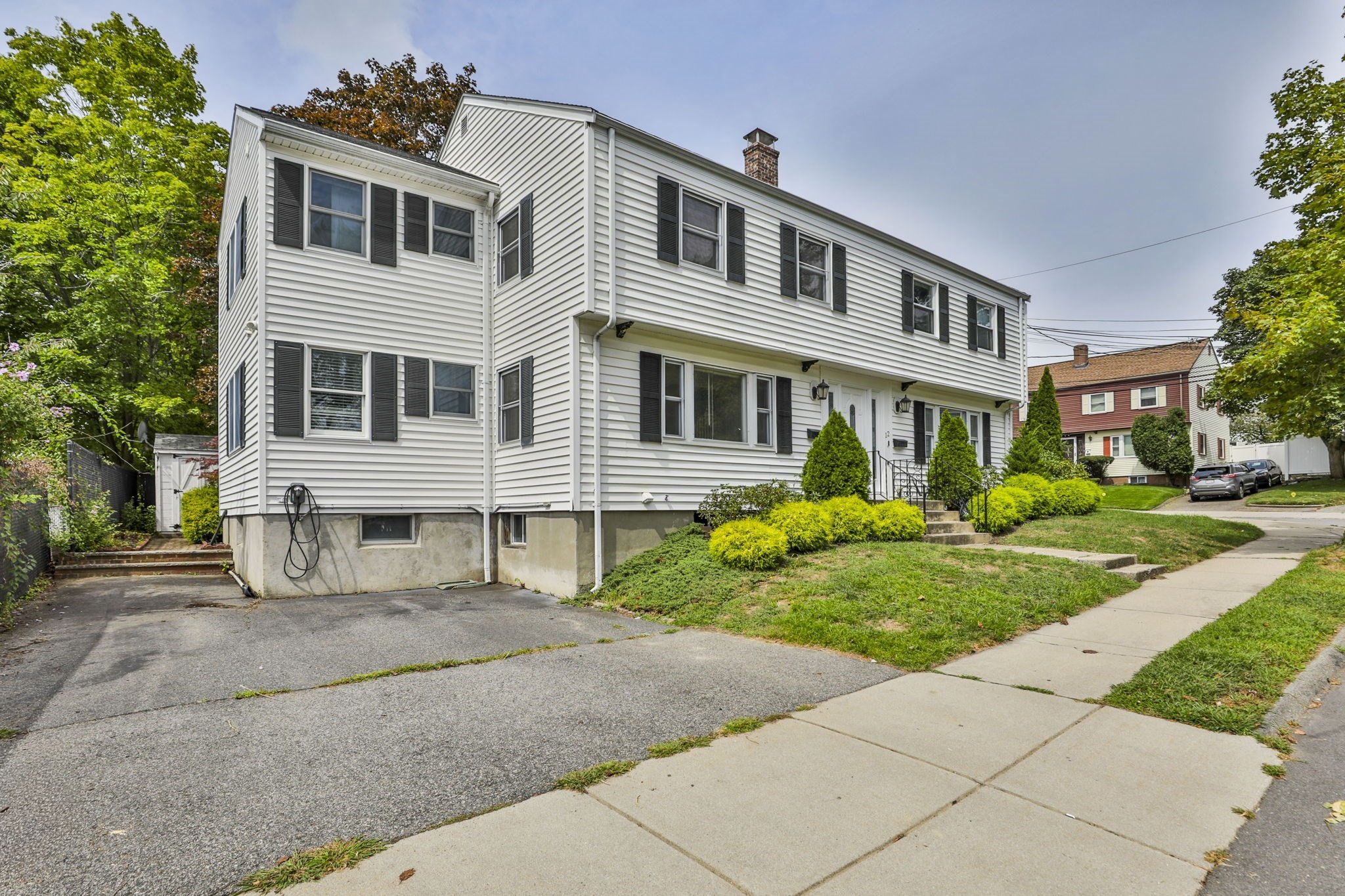 10 Rose Ave Unit 10, Watertown, MA 02472