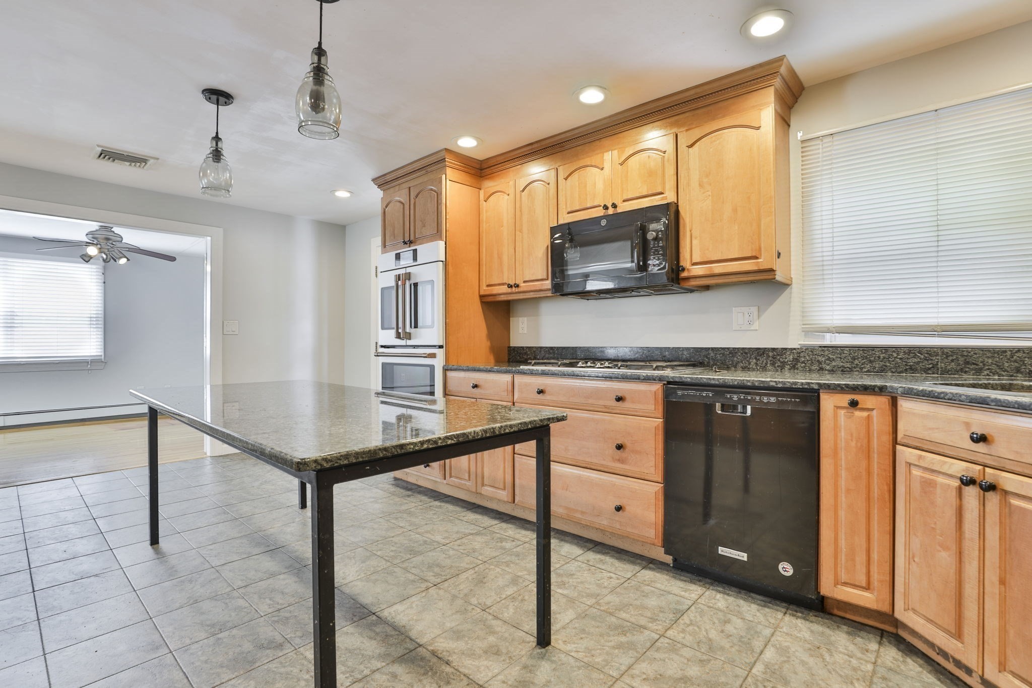 10 Rose Ave Unit 10, Watertown, MA 02472 - Image 2
