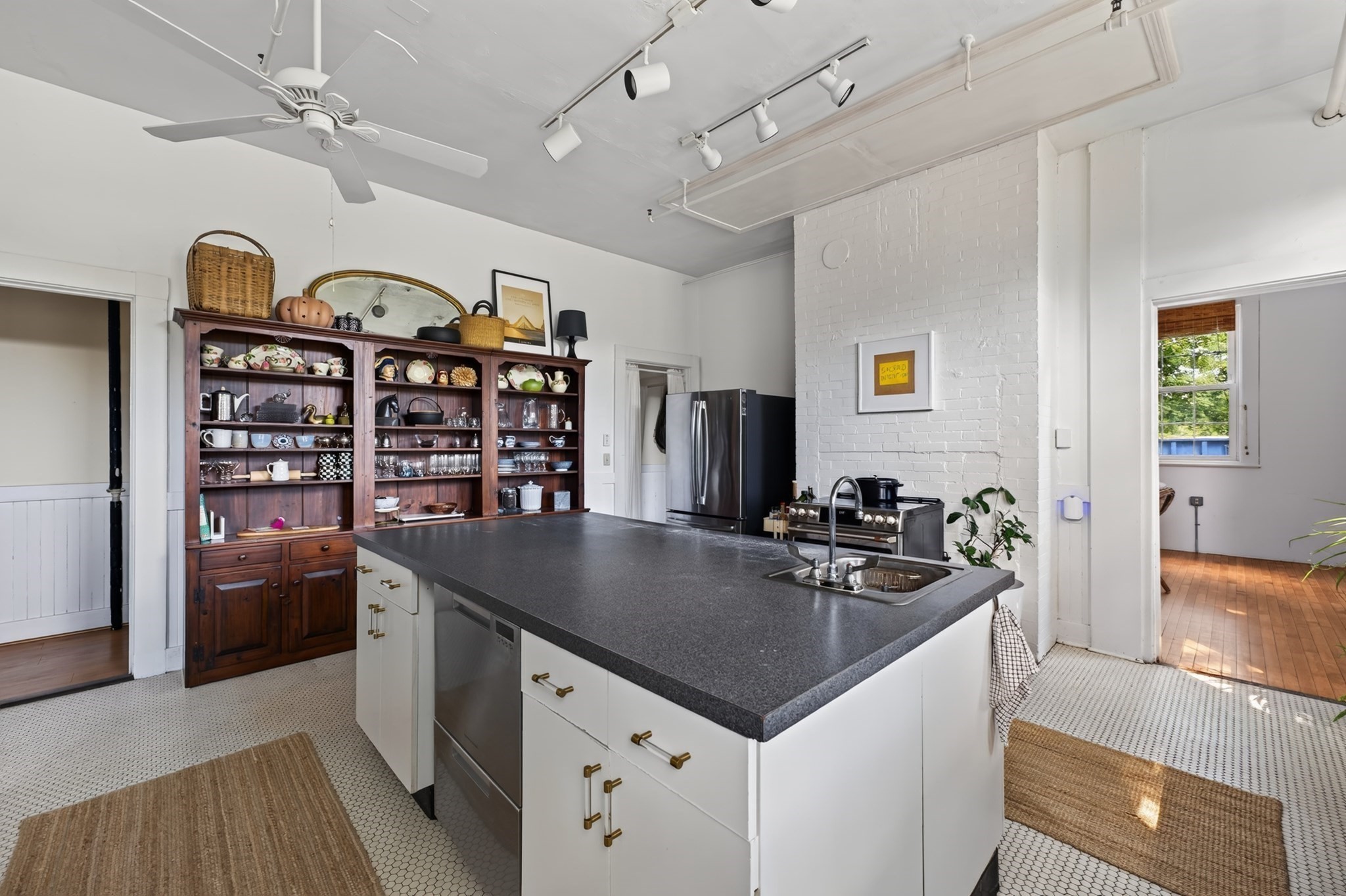824 Tucker Rd, Dartmouth, MA 02747 - Image 11