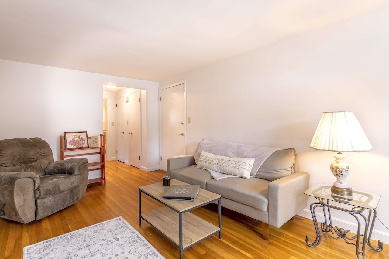16 Richardson St Unit C, Wakefield, MA 01880 - Image 7