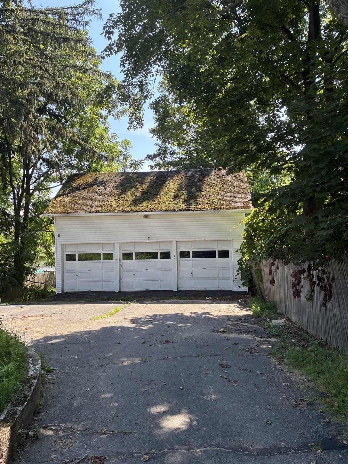 14 Pleasant St, Ware, MA 01082